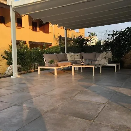 Ferienhaus In Mit Grill, Garten Und Terrasse * Budoni
