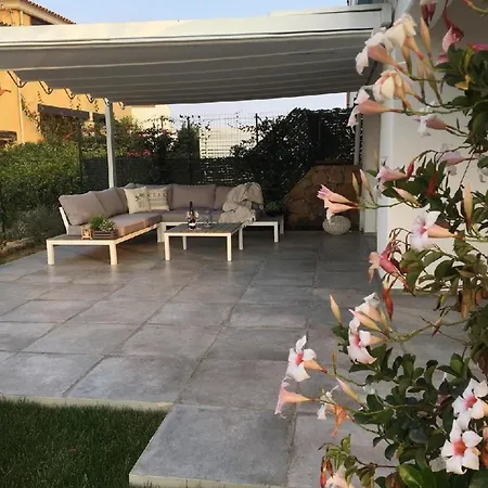 Ferienhaus In Mit Grill, Garten Und Terrasse *